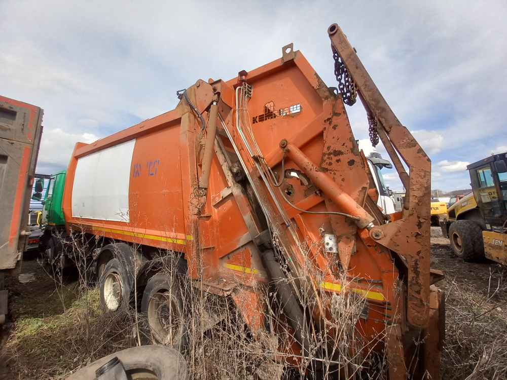Мценский завод Коммаш КО-427* на шасси МАЗ 6312 6x4 Мусоровоз КО-427-90 (Дизельный, 6,7 л, 270 л.с.,