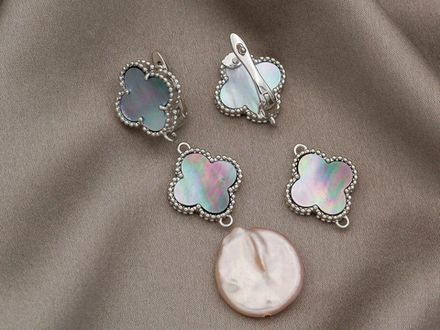 Коннектор Клевер перламутр