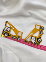 Нашивка машинка желтая 7х6 см