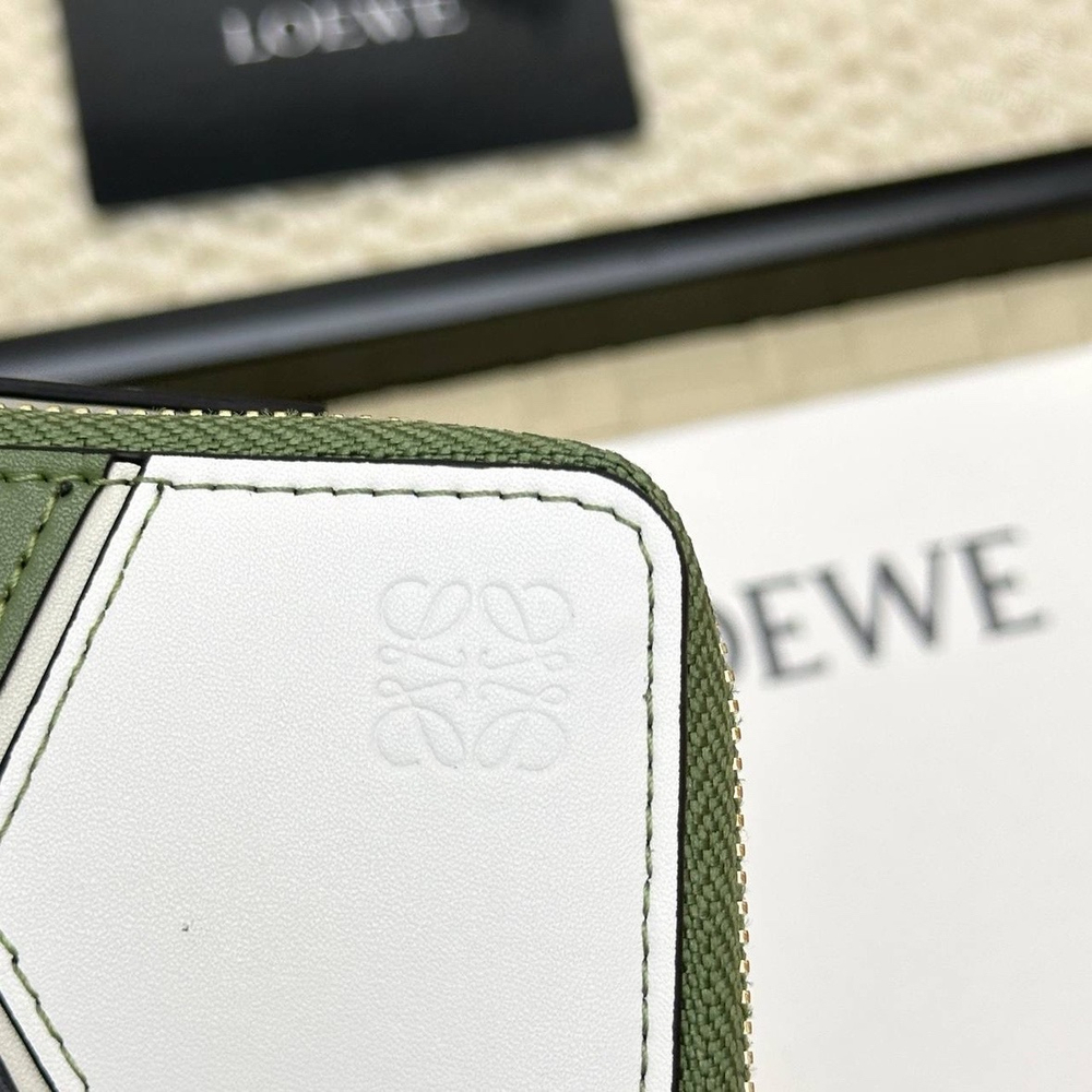 Картхолдер Loewe