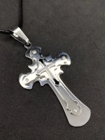 Крупный массивный крест из нержавеющей стали