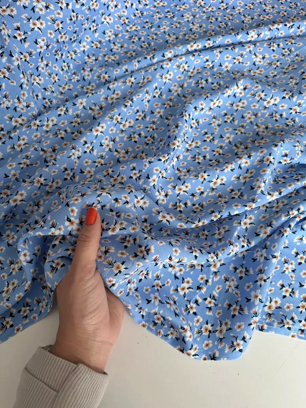 Ткань штапель для шитья 1 м плательная летняя вискозная