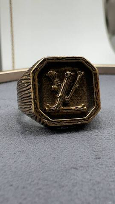 Кольцо Louis Vuitton