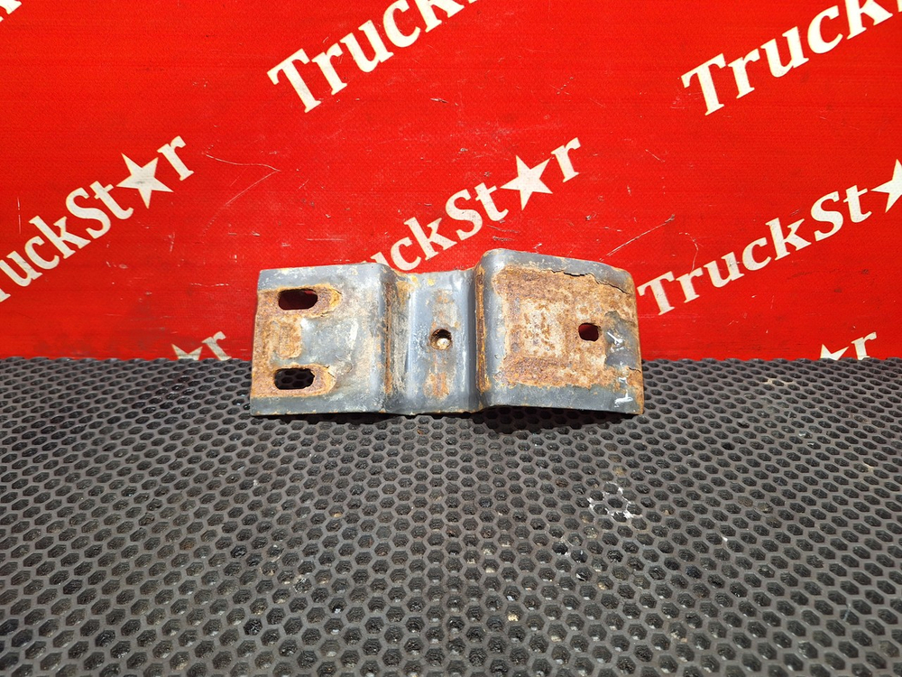 Кронштейн крыла заднего 2018г.