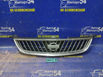 Решетка радиатора NISSAN SUNNY 2000