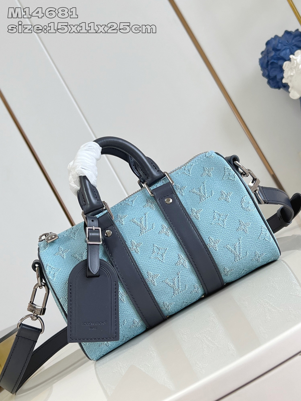Louis Vuitton Keepall 25