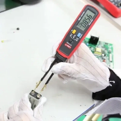 Мультиметр UT116C UNI-T светодиоды полупроводники резисторы емкости тестер SMD компонентов тест батареек