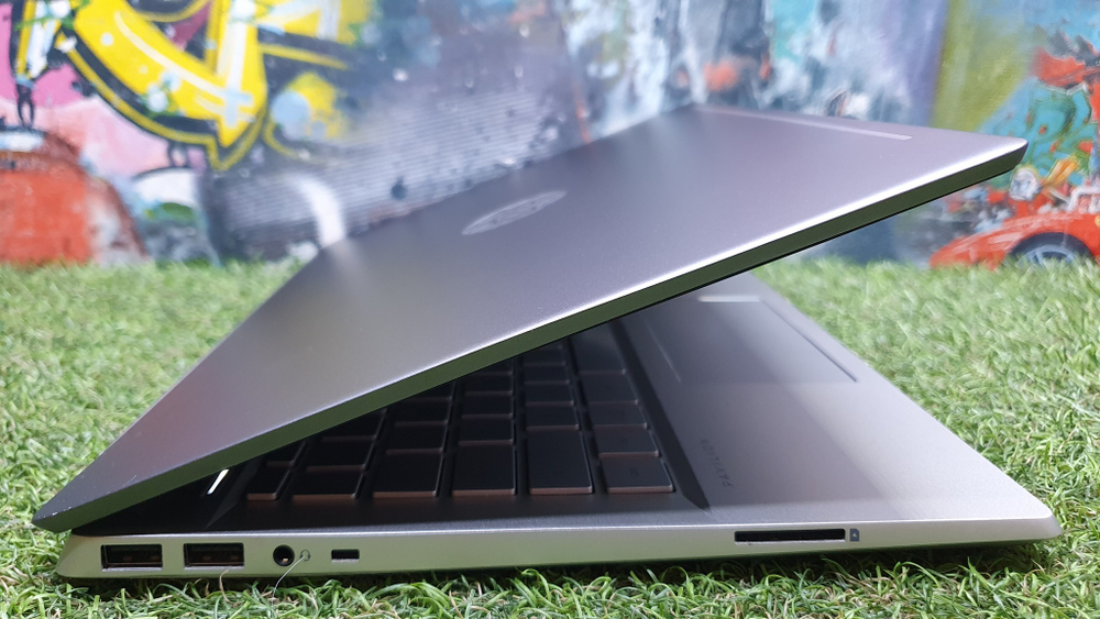 Ноутбук HP i5-8/16Gb/MX150 2Gb/FHD