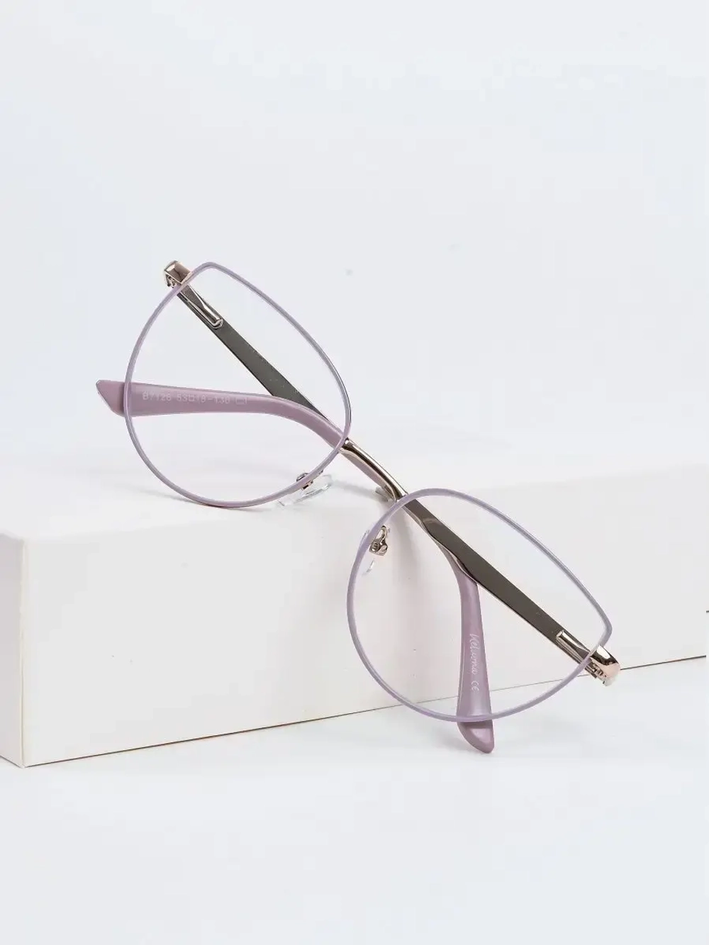 Очки корригирующие/женские/-4,00РЦ 62-64