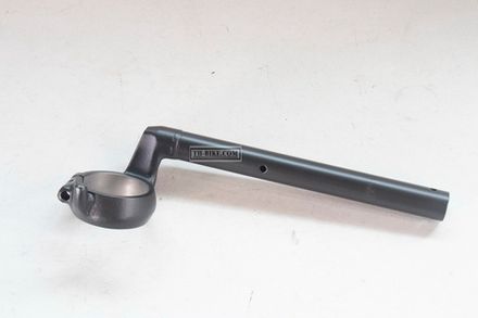 53100-MKN-D10. PIPE COMP., R. STEERING HANDLE. HONDA