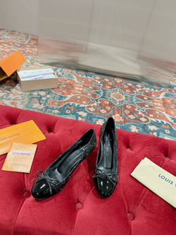 Louis Vuitton Pump (6 colors)