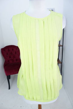 Топ Top Secret цвета сочного лимона, маркировка 38, визуально на 44 размер
