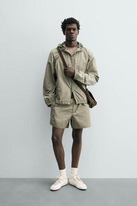 ZARA КОРОТКИЕ ШОРТЫ ИЗ ВЫСОКОТЕХНОЛОГИЧНОЙ ТКАНИ, ЗЕЛЕНЫЙ/СЕРЫЙ