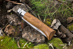 Opinel №8, нержавеющая сталь, рукоять из оливкового дерева в картонной коробке