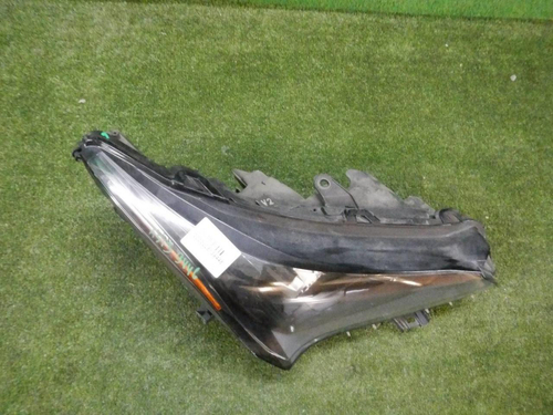 Битая Фара правая Lexus NX 1 (2017-2021) LED