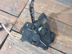 Замок капота Omoda C5 22-нв Б/У Оригинал 554001063AA