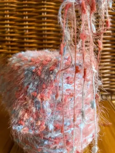 Пряжа  декоративная с ворсом и шишибриками