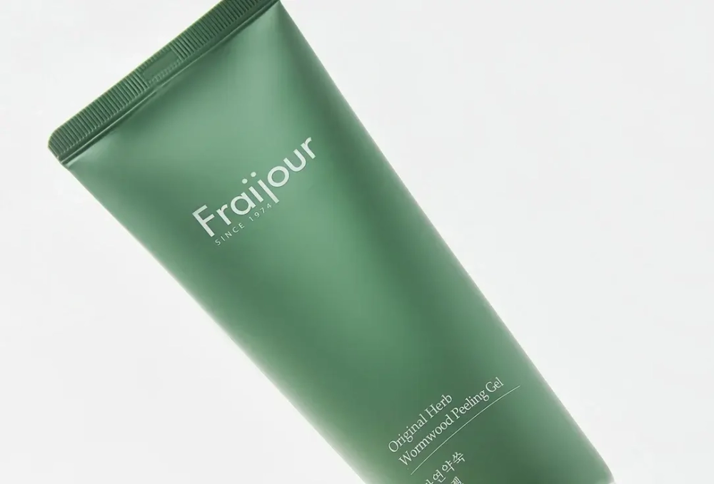 Fraijour Мягкий пилинг-скатка с полынью Fraijour Original Herb Wormwood Peeling Gel, 150 мл