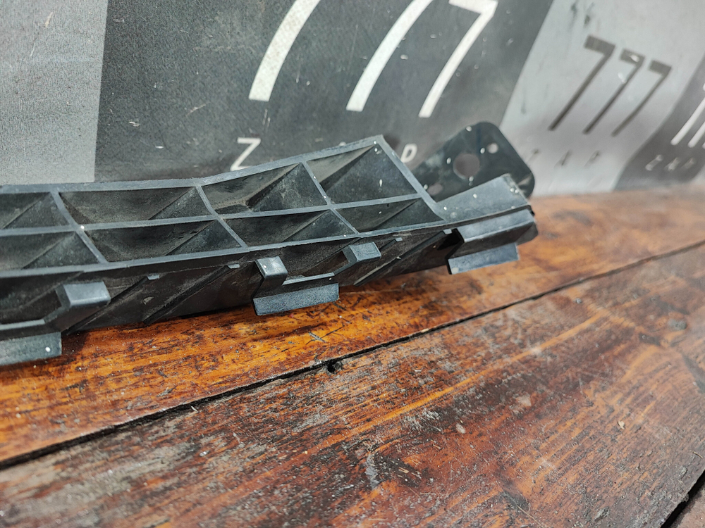 Кронштейн фары левой Honda CR-V 4 (RE, RM) 12-18 Б/У Оригинал 71190TFAT00