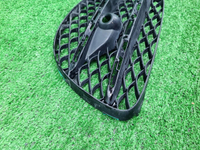 Решетка перед. бампера Mercedes S W222 (17-20) AMG