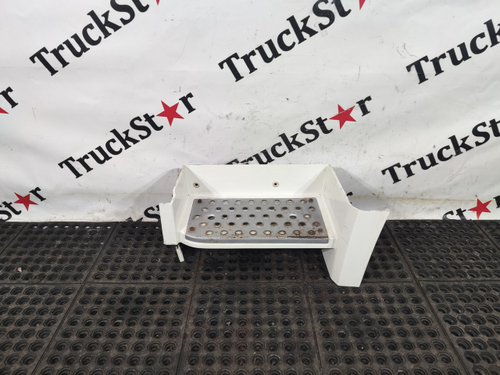 Корпус подножки левый 2022г