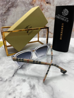 Солнечные очки Burberry