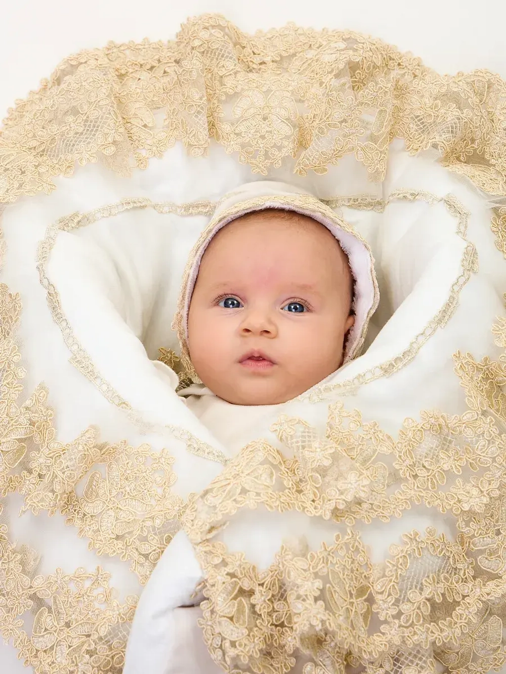 Конверт на выписку новорожденного