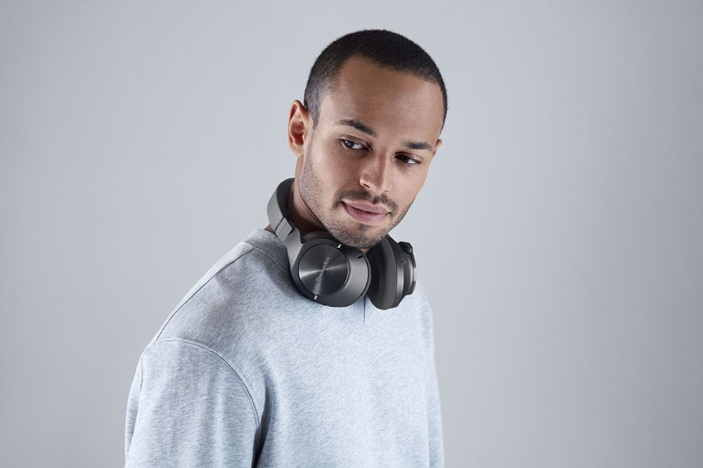 Беспроводные наушники с шумоподавлением Technics EAH A800 white