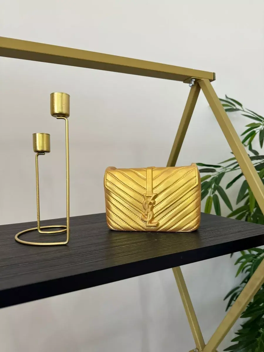 Ваза для сухоцветов