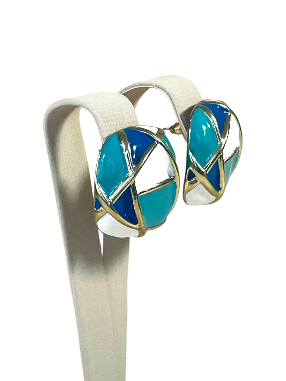 Серьги пусеты объемные