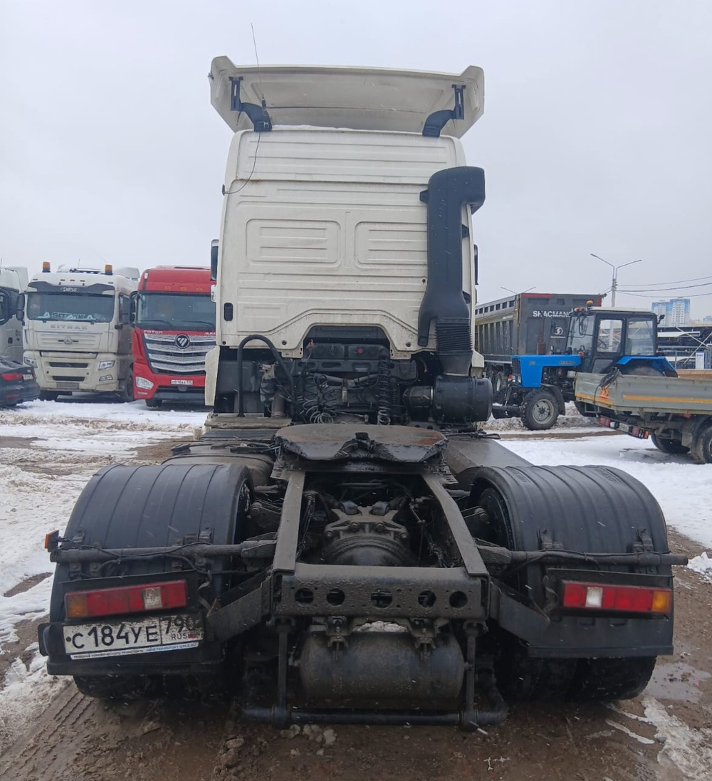 КамАЗ 5490 4x2 Седельный тягач 5490-S5 (Дизель/Газ, 12,0 л, 401 л.с., МТ)