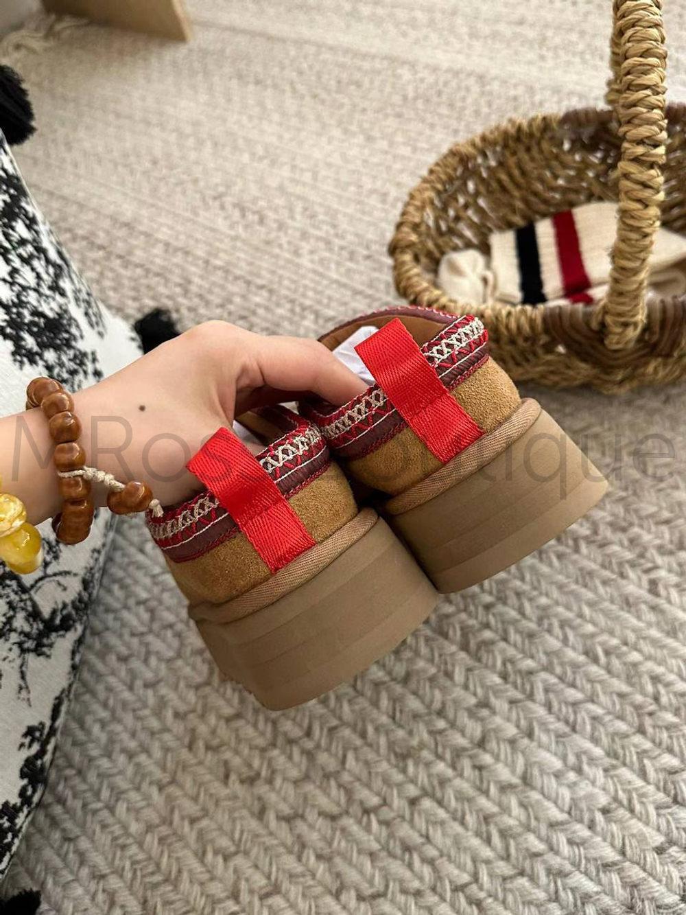 Женские угги Ugg замшевые коричневого цвета