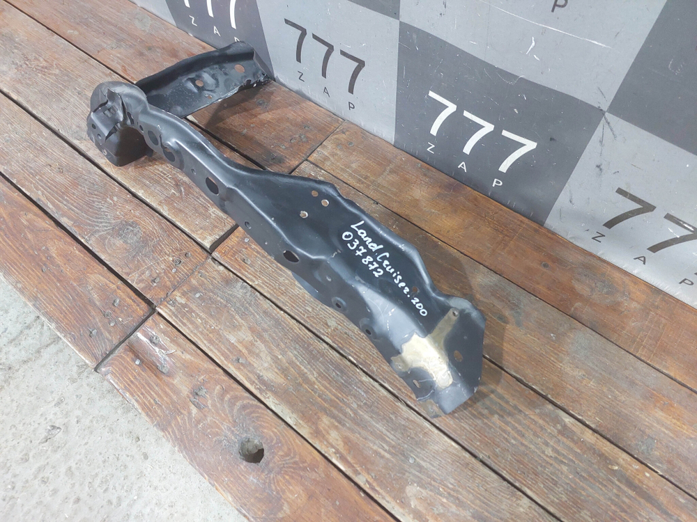 Элемент передней панели Toyota Land Cruiser 200 15-21 Б/У Оригинал 5374460100