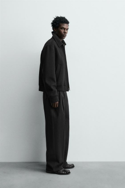 ZARA БРЮКИ СО СКЛАДКАМИ ИЗ ХЛОПКА И ВИСКОЗЫ, ЧЕРНЫЙ