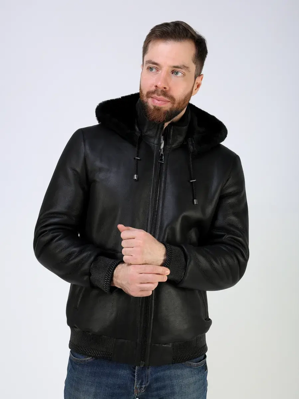 Дубленка зимняя натуральная с капюшоном