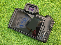 Canon EOS M50 Kit 15-45mm IS STM 6.000 кадров