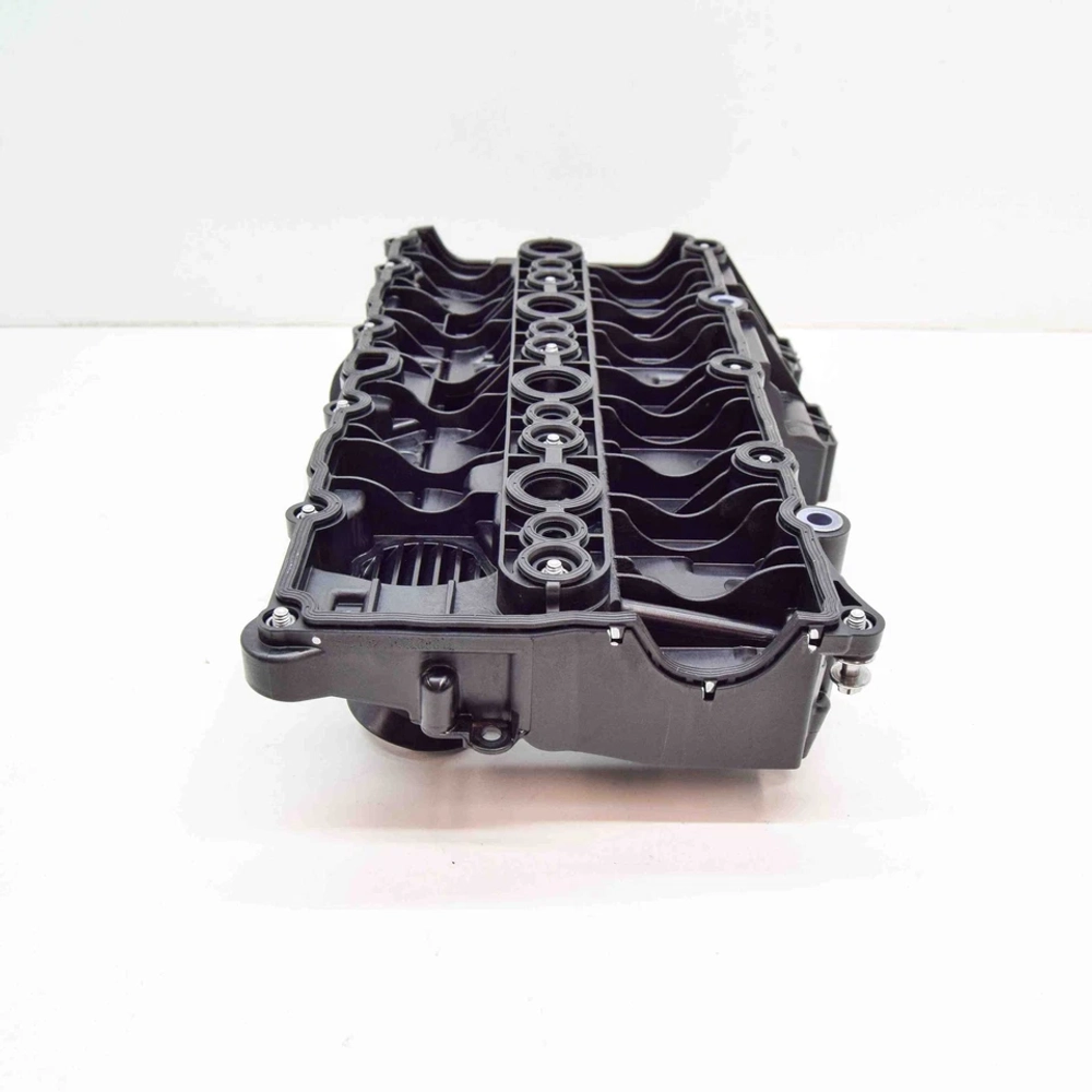 Engine Valve Cover 32213460