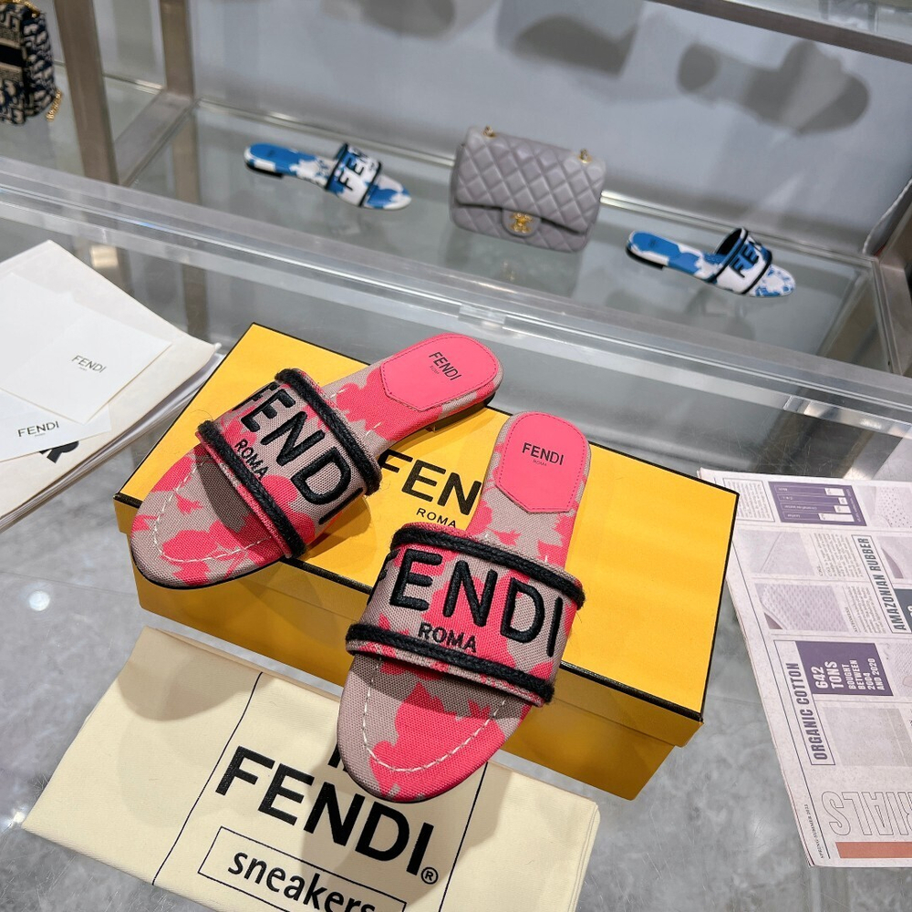 Fendi Signature Slides