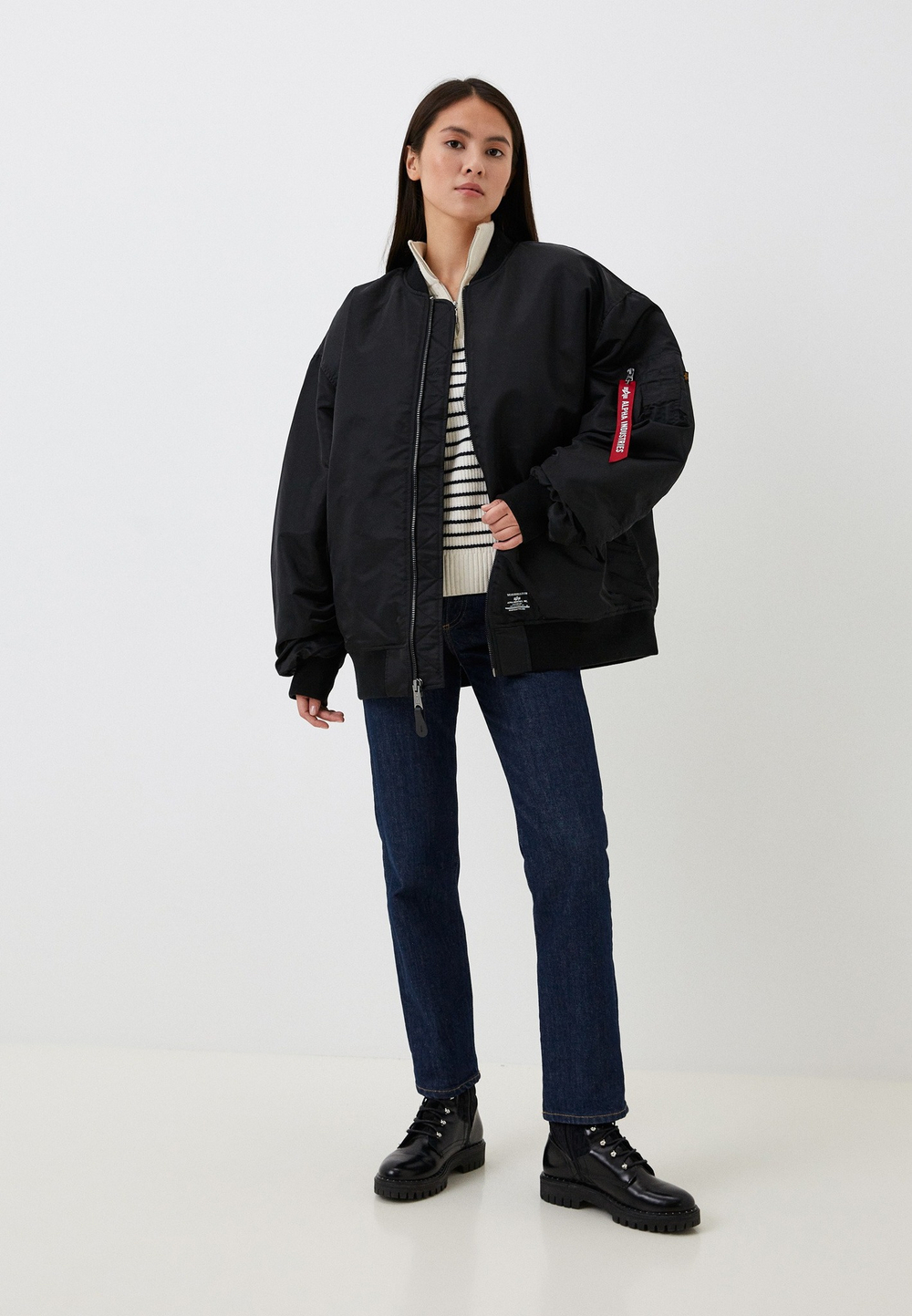 Куртка утепленная женская ALPHA INDUSTRIES OVERSIZED MA-1 MOD FLIGHT JACKET W