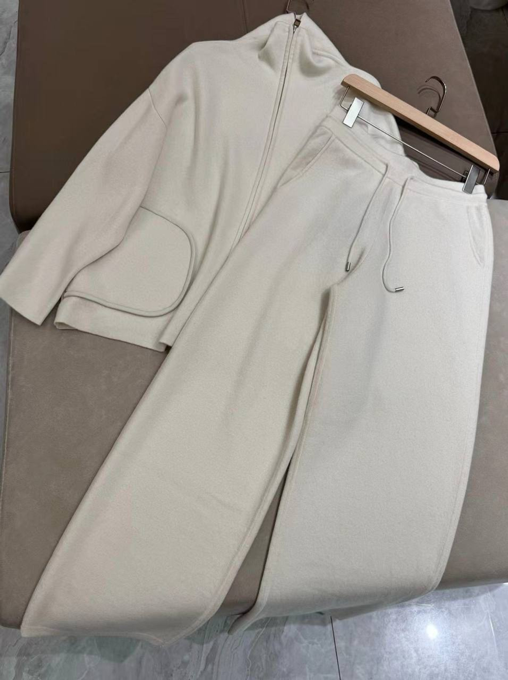 Костюм Brunello Cucinelli