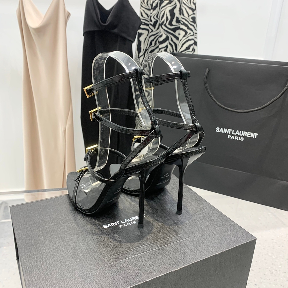 Saint Laurent Pumps