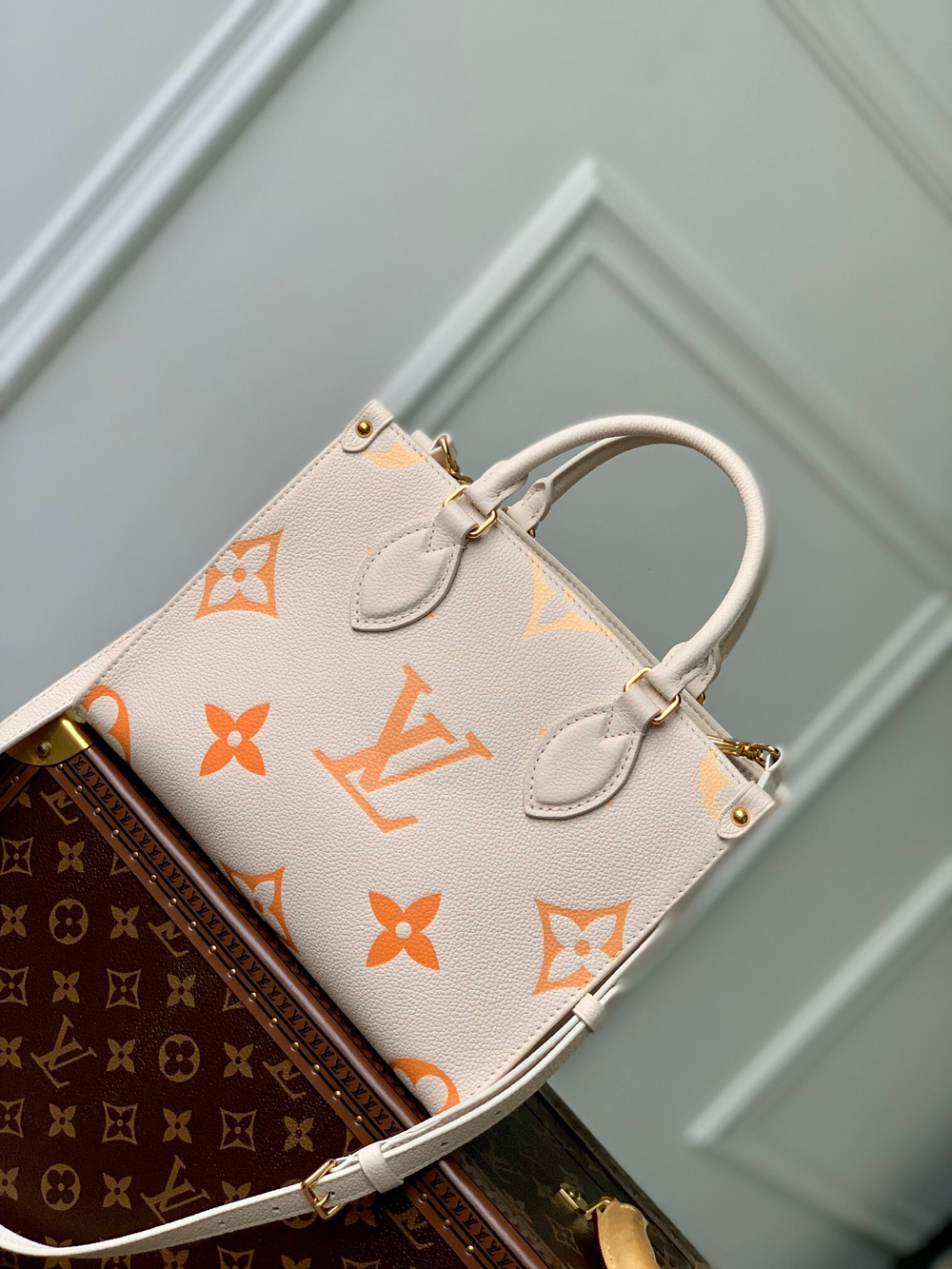 Louis Vuitton Onthego PM