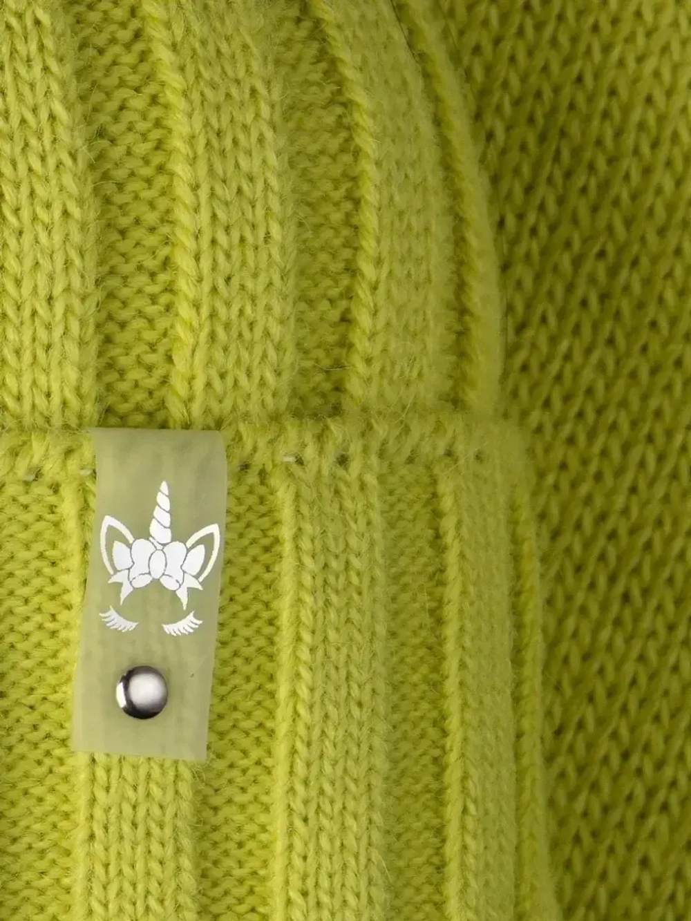 Шапка для девочки зимняя вязаная и снуд