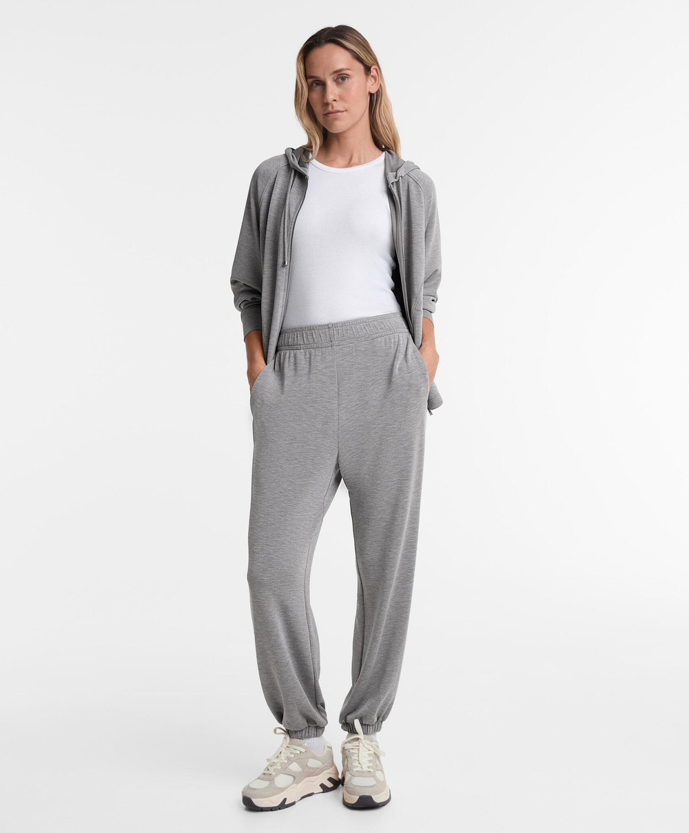 Oysho Брюки-джоггеры из ткани с модалом, меланж