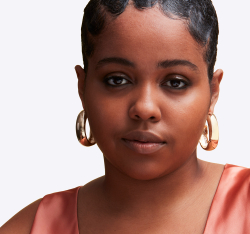 MAC Cosmetics Studio Radiance Face and Body Radiant Sheer Foundation - легкий тональный крем для лица и тела оттенок C6, 50 ml