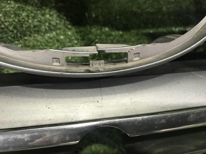 Решетка радиатора Lexus LX 3 (2007-2012)