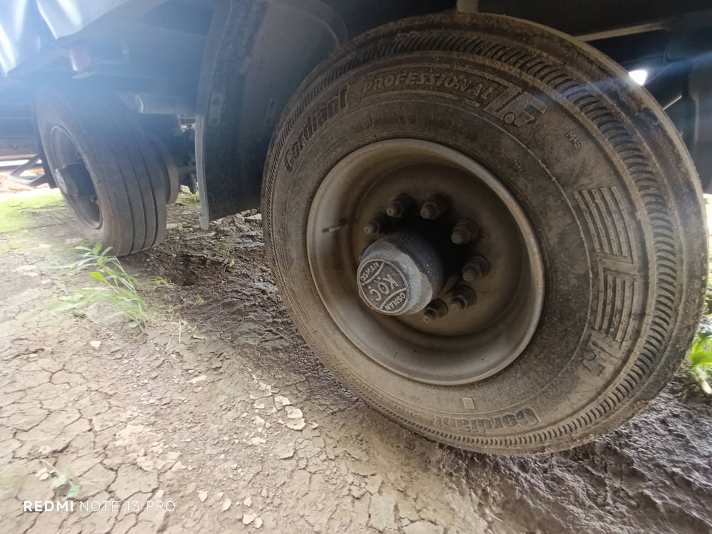 СПЕЦМАШ 8490* Прицеп шторный 8490Т1