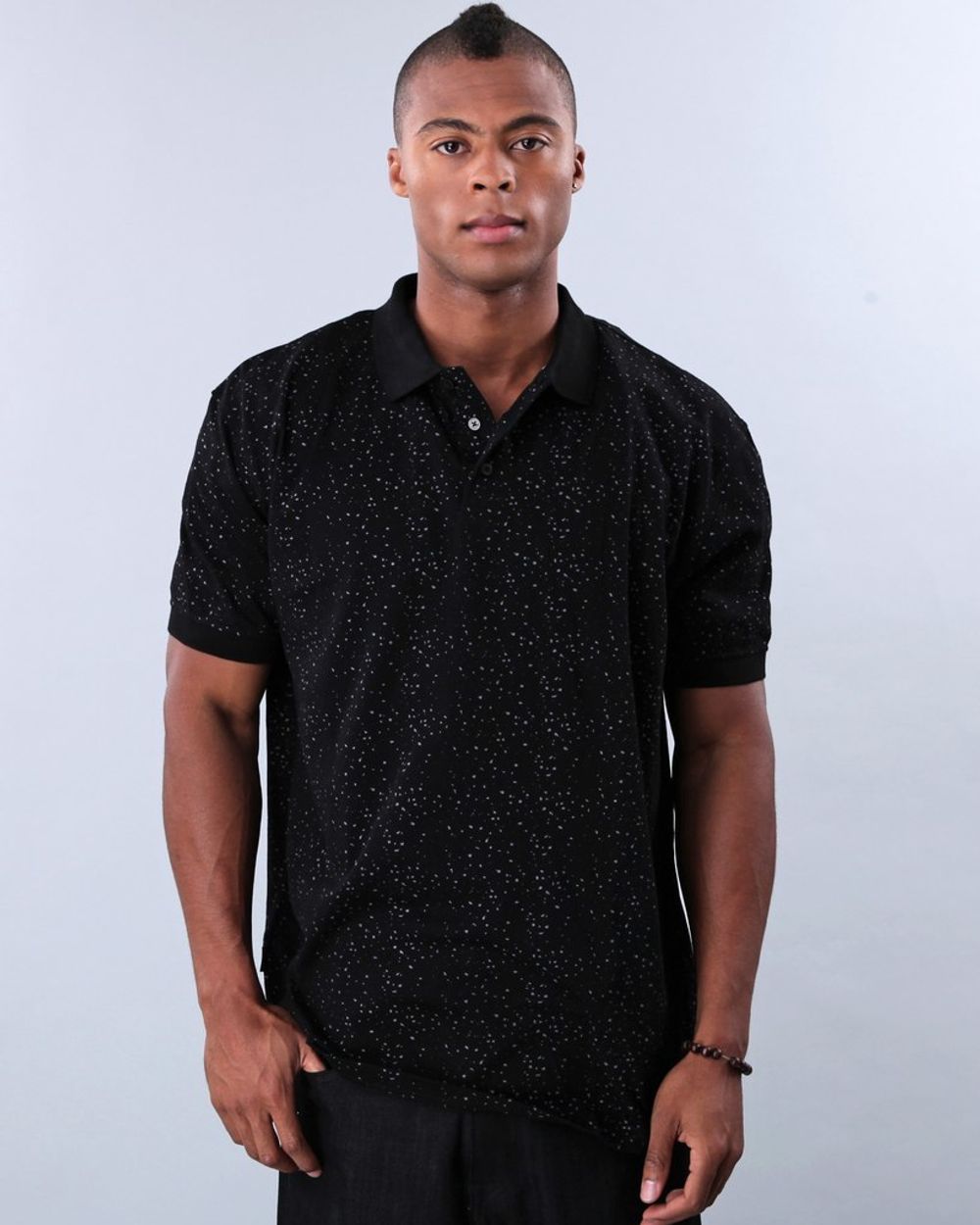 Поло черное Sneaktip фото спины