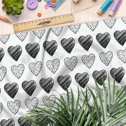 Ткань муслин чёрные сердечки на белом фоне