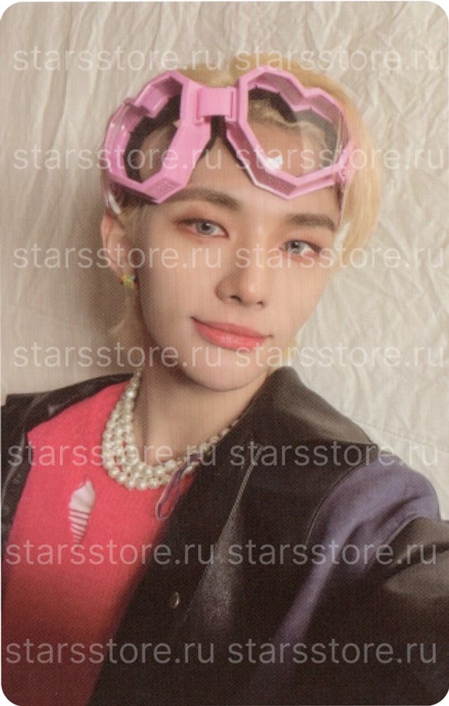 Фотокарта Hyunjin STRAY KIDS - ODDINARY Фотокарта Hyunjin STRAY KIDS - ODDINARY